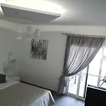 Ljubo * Σπλιτ