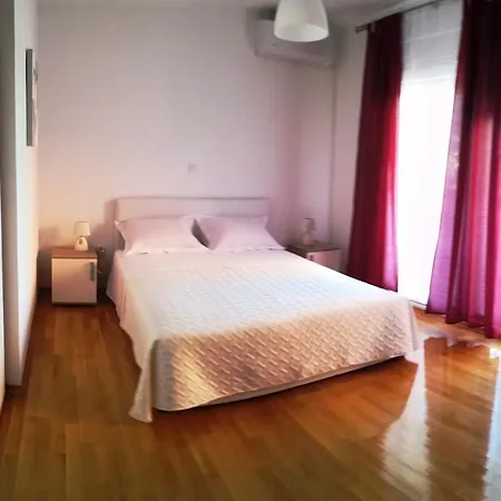 Ljubo Apartamento