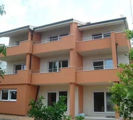 Apartamento Ljubo