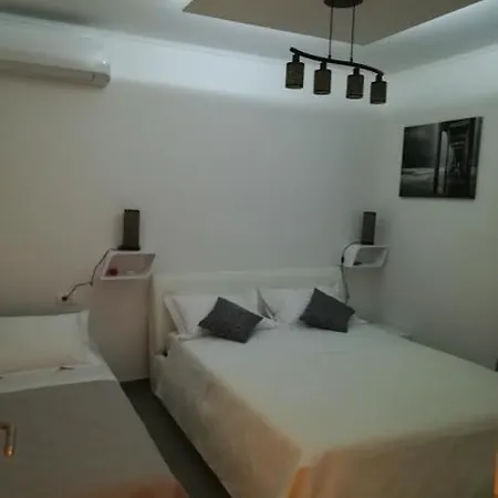아파트 Ljubo