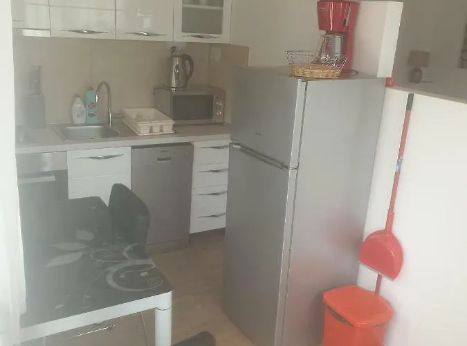 Ljubo شقة