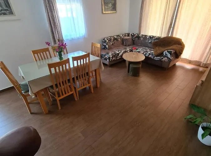 Lägenhet Ljubo Split